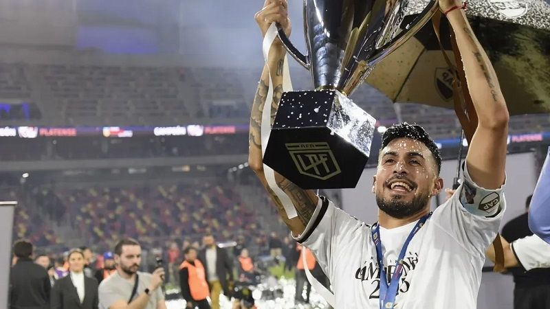 Boca quiere a Vázquez de Platense