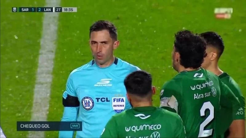 Lanús venció 2-0 a Sarmiento en Junín