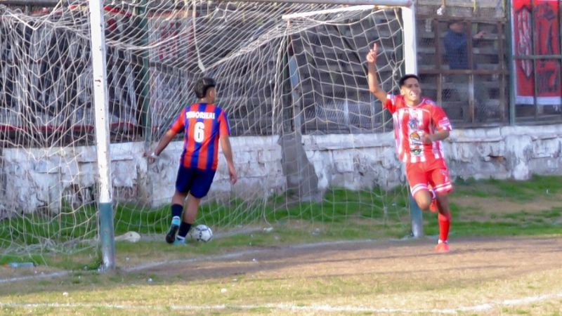 Villa Cubas ganó la Reválida y va ante Policial