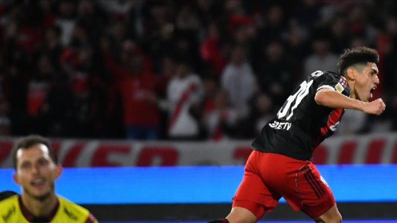 River mantiene la formación titular, ante el “Ciclón”