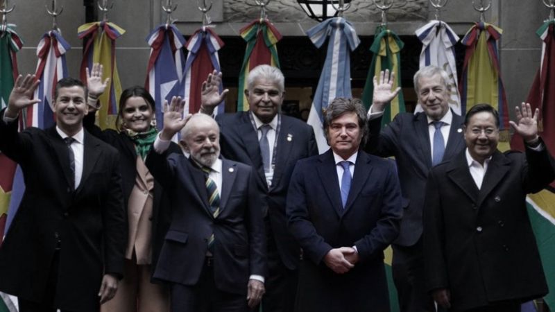 Esto es lo que ganan los políticos en el mundo (incluida Argentina)