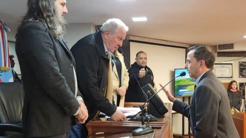 Dalmacio Mera juró como Defensor del Pueblo en Catamarca