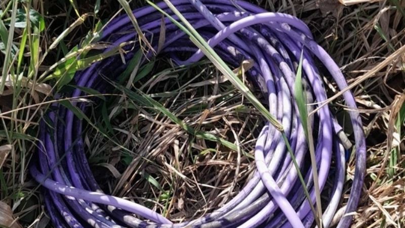 Policías recuperaron un rollo de cable subterráneo