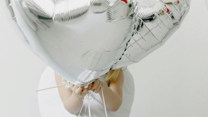 Una nena de 7 años murió asfixiada con un globo mientras jugaba