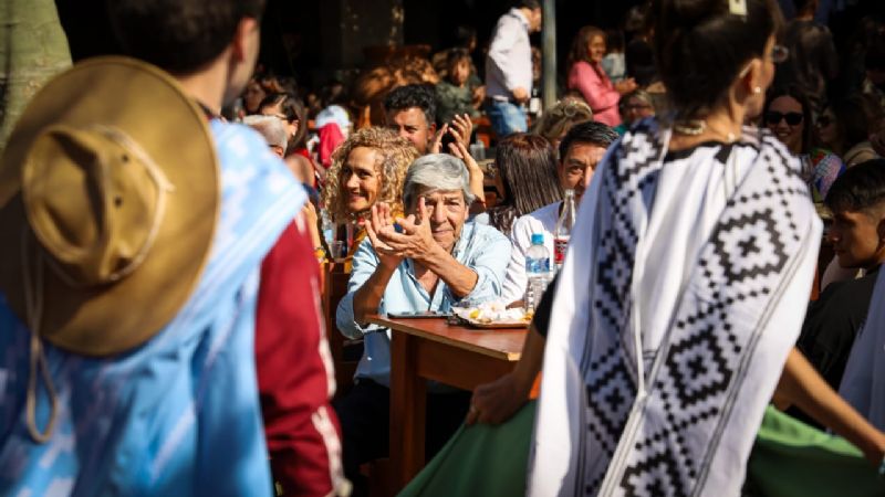 El público colmó la Casa de la  Puna en el Patio Criollo por el 9 de Julio