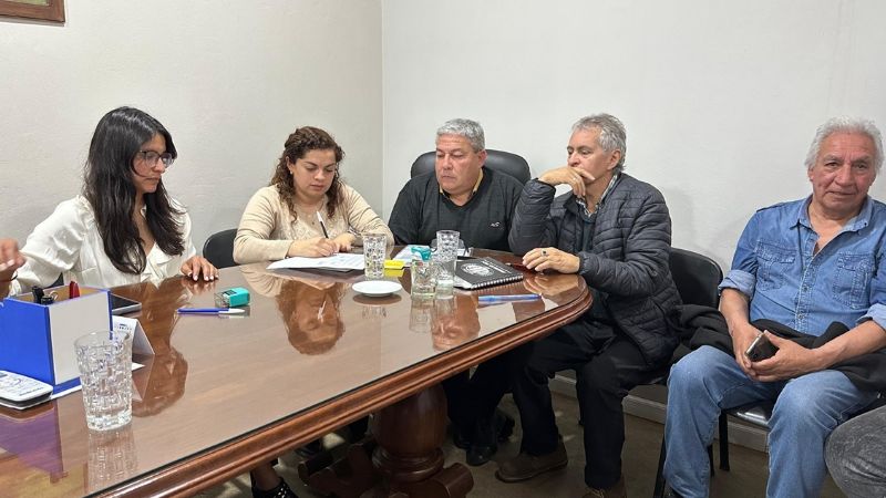 Nuevo acuerdo salarial y bonos para los trabajadores municipales de Fray