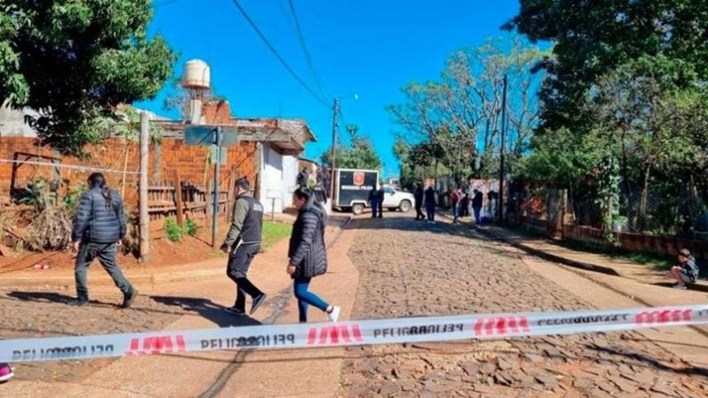 Mató a sus hijos a machetazos, hirió a su esposa embarazada y se quitó la vida