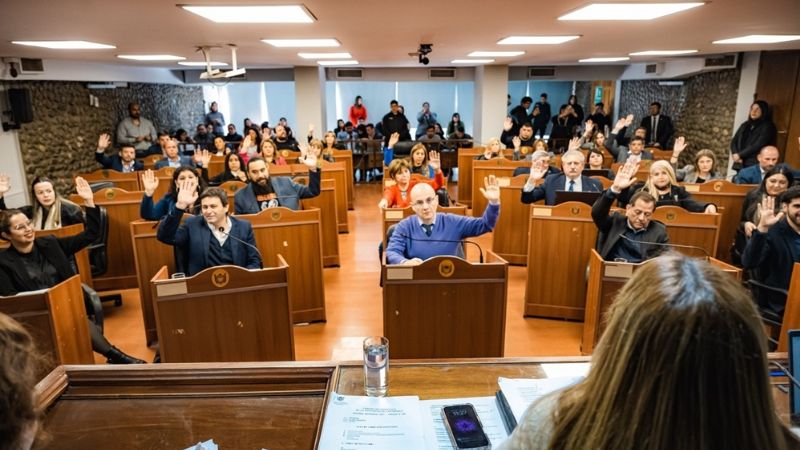 Diputados aprobaron propuestas para regular el turismo