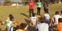 PRIMER ENCUENTRO del entrenador Sergio Camaño con sus dirigidos, en vista del próximo torneo Clausura chacarero.