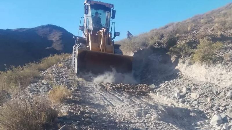 La Provincia colaborará con la apertura de una nueva huella para las termas Los Hornos