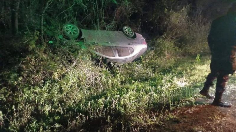 Reconocido abogado volcó con su auto en La Cébila