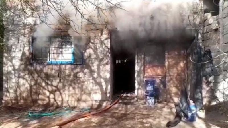 Una casa sufrió graves daños tras un incendio