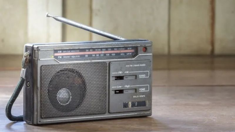 Hoy es el “Día de la Radio”