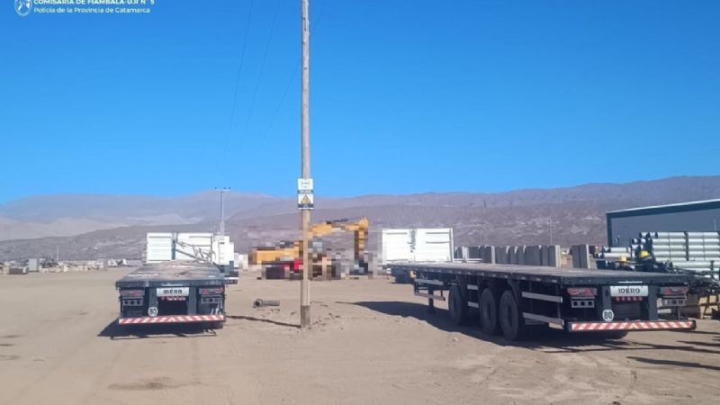 En una mina, secuestran dos semirremolques por el delito de estafa
