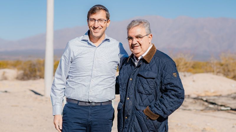 Planean plantar pistacho en 800 hectareas