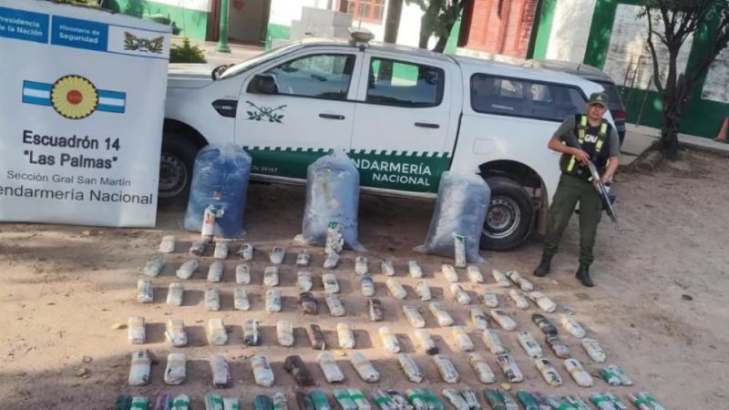 Gendarmería halló varios bultos de grandes dimensiones con 120 kilos de hojas de coca