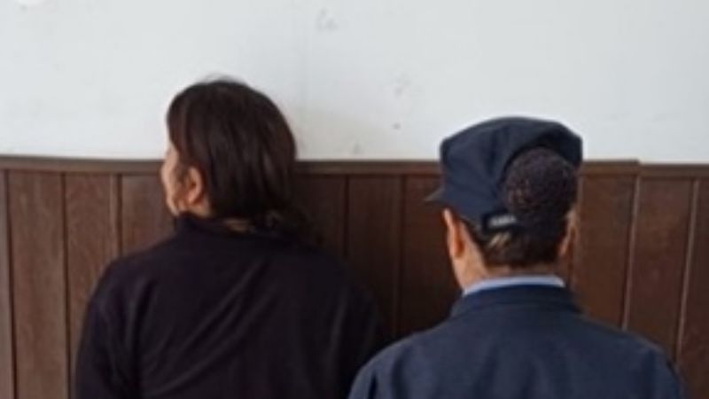 Un hombre denunció que su pareja le robó una garrafa