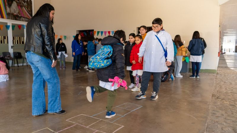 Juegos retro para celebrar a las infancias en el Museo Histórico