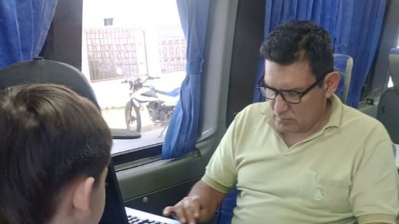 Más de 200 vecinos accedieron a trámites gracias al Móvil de Documentación Rápida