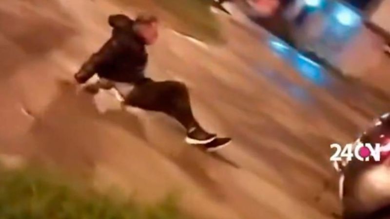 Brutal episodio: ataron a un hombre acusado de robo y lo arrastraron con un auto