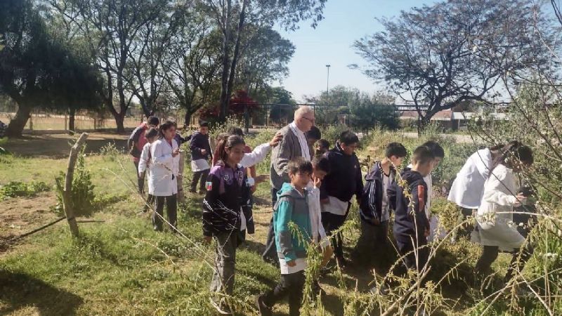 El Obispo realiza su visita pastoral a la parroquia Nuestra Señora de Luján