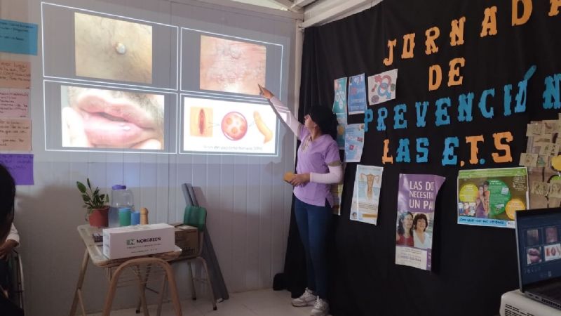 Prevención de ITS en la Escuela de Ampajango