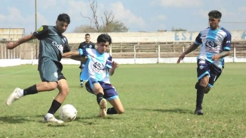 Goleadas de La Carrera y "La Villa"