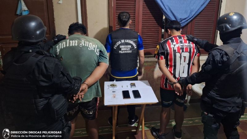 Cuatro detenidos y droga secuestrada