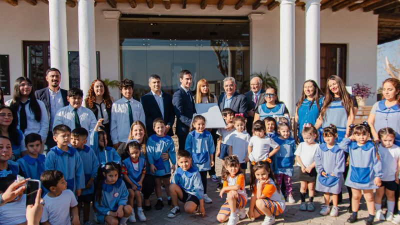 Conectividad Educativa: 300 escuelas de rurales recibirán antenas para acceder a internet