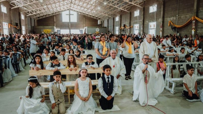 Primeras Comuniones en la capilla Virgen de Guadalupe de Valle Chico