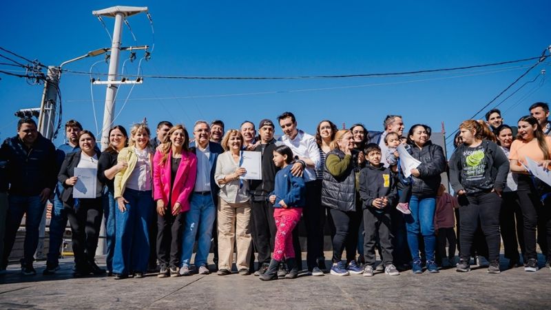 Catamarca avanza con la entrega de viviendas: 150 familias recibieron su hogar
