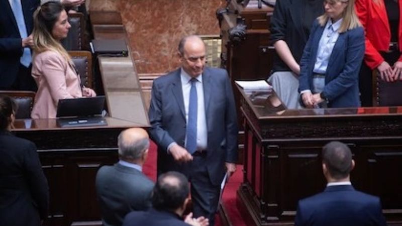 Diputados: La oposición decidida en avanzar con la moción de censura contra Francos