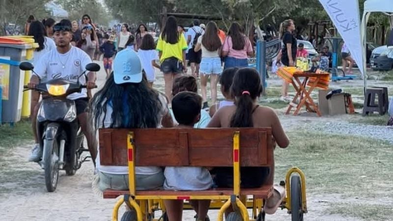 Costanera Fest : una tarde de encuentro y diversión a orillas del río