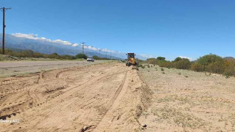 Realizan tareas de mantenimiento sobre la Ruta Nacional 40