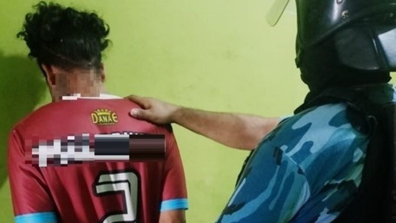 Detienen a un hombre tras agredir a un adolescente con un machete en San Isidro
