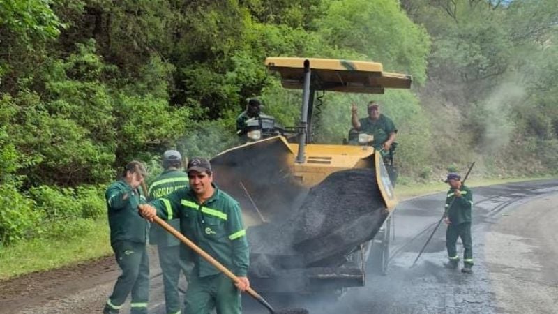 Finalizaron los trabajos de bacheo y repavimentación en la Ruta Provincial N°4