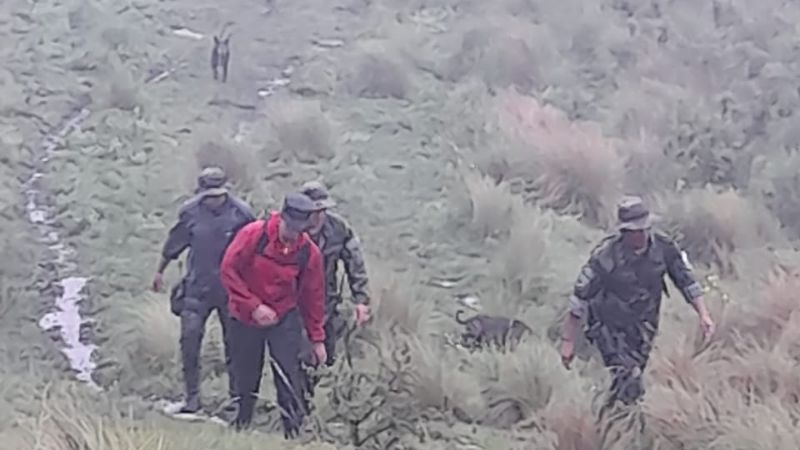 Rescataron a dos turistas extraviados en Paclín