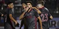 MARCELINO MORENO aportó un doblete en la goleada de Lanús a Sarmiento de La Banda, Santiago.