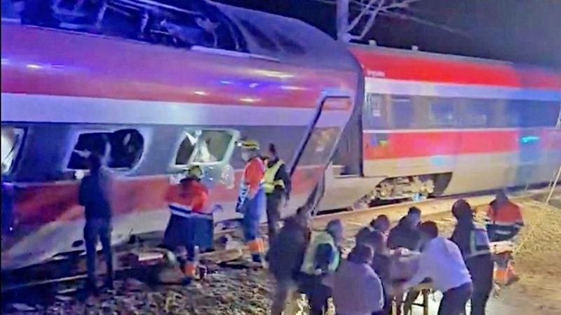Luto en España por tragedia ferroviaria que causó 39 muertos