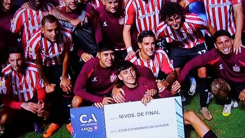 Estudiantes goleó a Ituzaingó en la Copa Argentina
