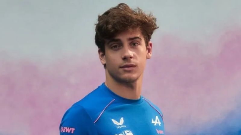Colapinto, “modelo” para la ropa de Alpine