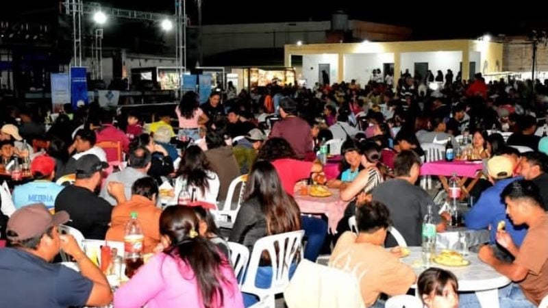Nueva noche de música y encuentro en el Playón