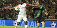 EL ECUATORIANO JORDI CAICEDO debutó con gol para Huracán, en el empate frente a Banfield.