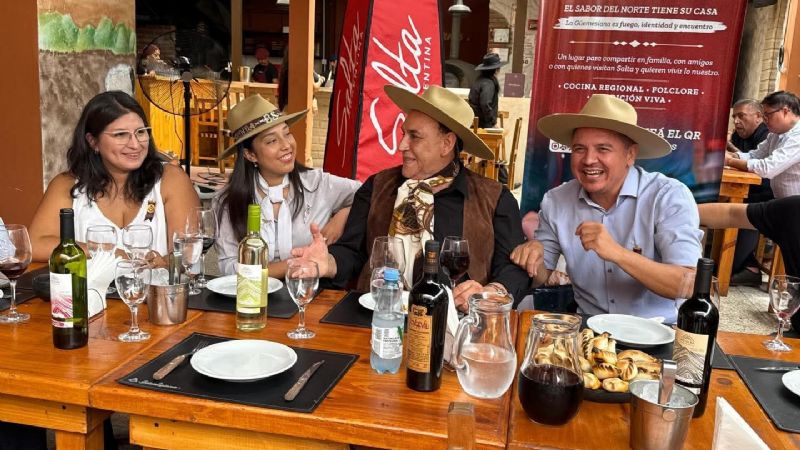 La Fiesta Nacional Reina del Yokavil se presentó en Salta