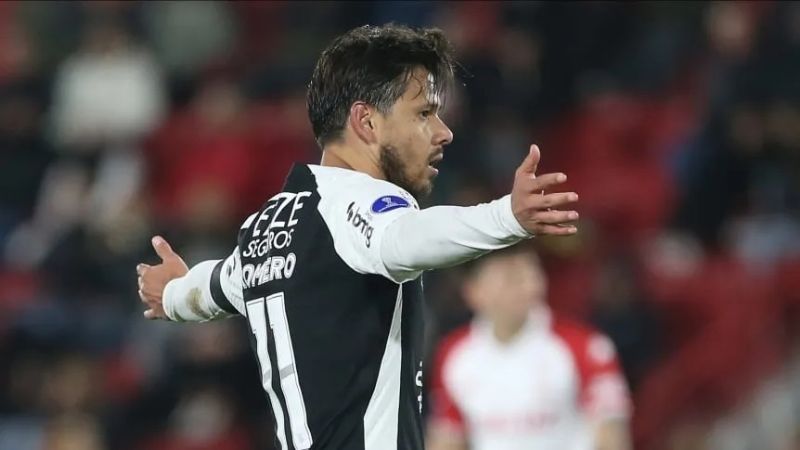 Ángel Romero es el primer refuerzo de Boca