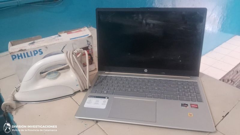 Recuperaron una computadora y una plancha