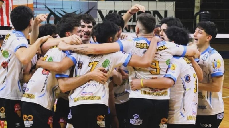 Ateneo con Ferro, en el Polideportivo Capital