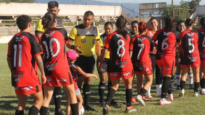 Los Sureños venció a “Defe” y lidera la Zona 5