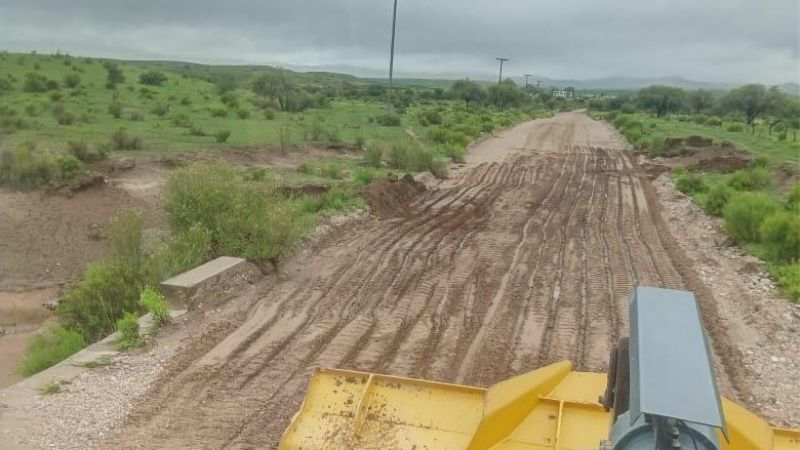 Lluvias complican la transitabilidad en rutas del oeste