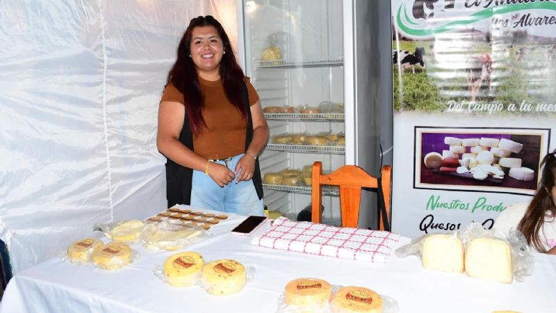 Quedó inaugurada una nueva edición de la Carpa Ferial de la Asociación Santamariana de Artesanos